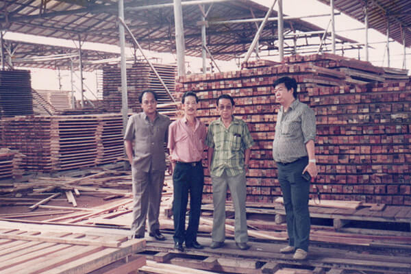 Established Vudhichai Holding, our wood trader company, selling wood to factories